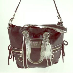 Coach poppy black silver tote shoulder bag